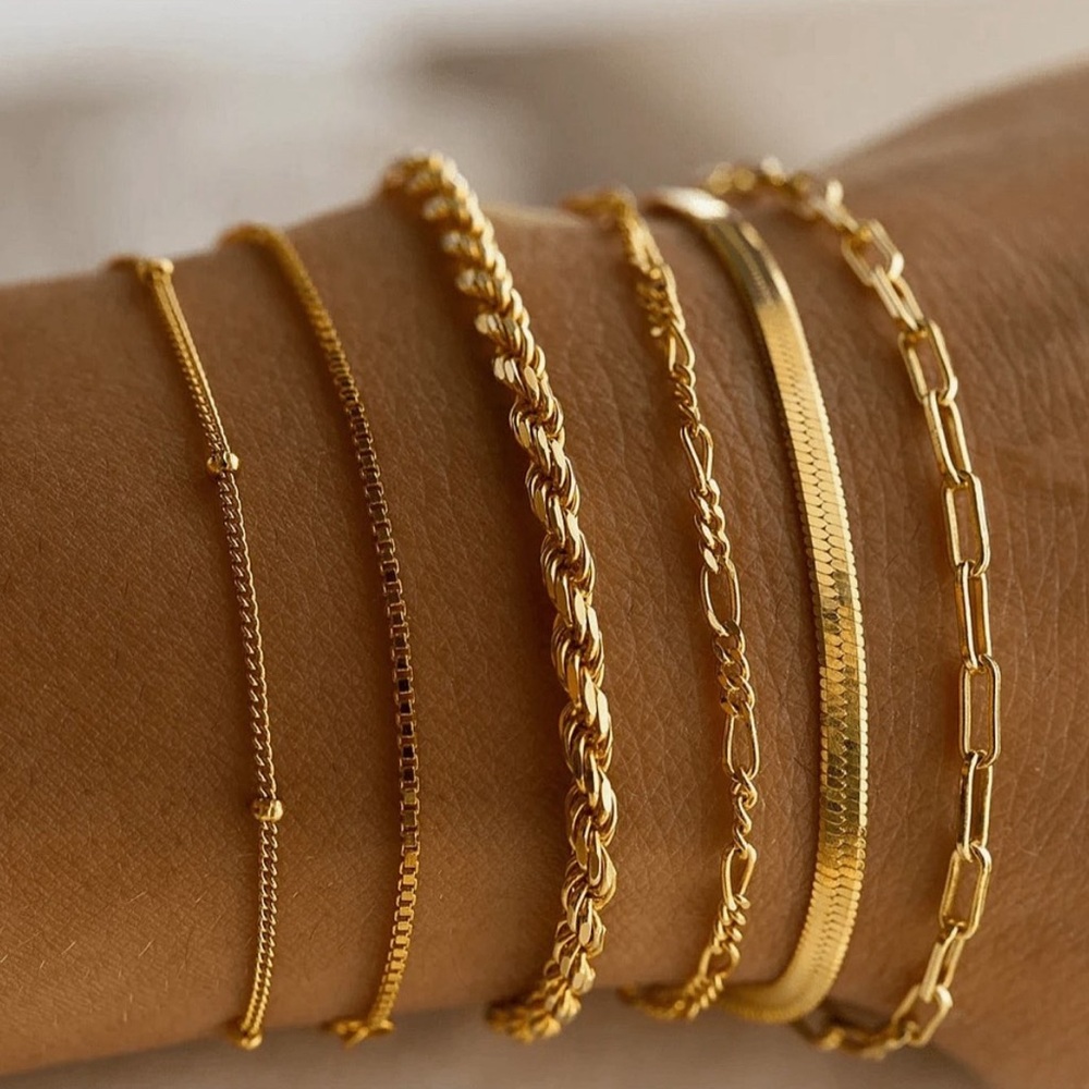 6pcs bohemian minimalist bracelets.